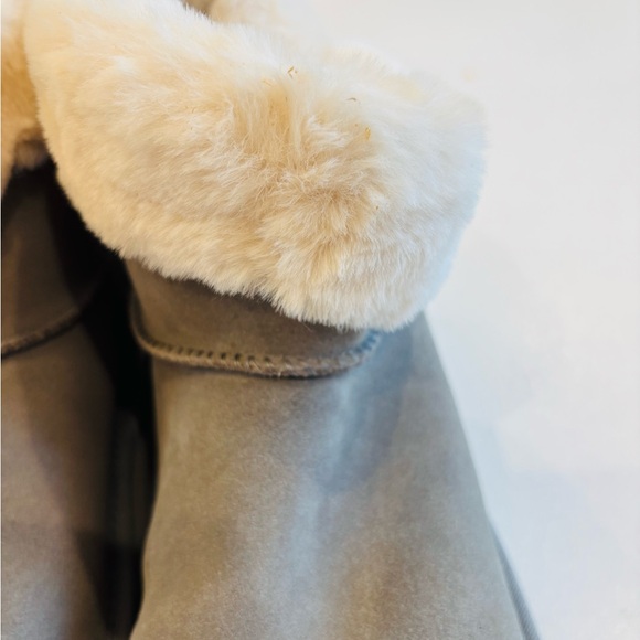 Koolaburra by UGGs Gray-Tan Fur-Lined Boots size 8 - Picture 9 of 9